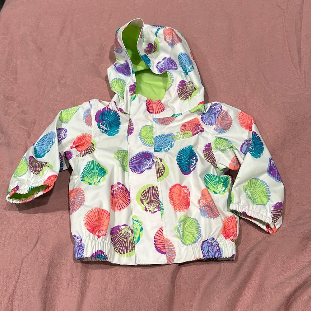 North Face girls windbreaker/jacket, size 3-6 months